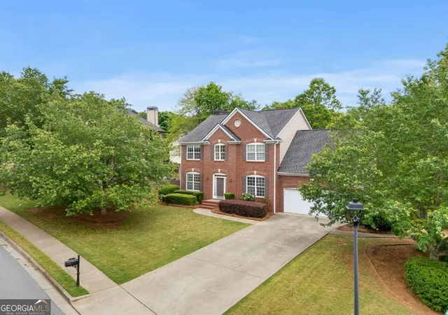 Photo 2 of Single family home for sale at 4017 Wyndam Hl Dr, Suwanee, GA 30024 | MLS# 10810505 | Listing updated on 2026-09-16