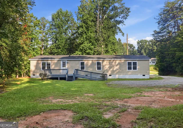 Photo 4 of Sale Pending at 3787 Mize Rd, Toccoa, GA 30577 | MLS# 10824611 | Listing updated on 2026-09-01