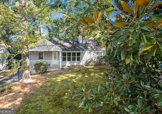 Photo 2 of Single family home for sale at 526 Rock Springs Rd Ne, Atlanta, GA 30324 | MLS# 10799945 | Listing updated on 2026-09-09
