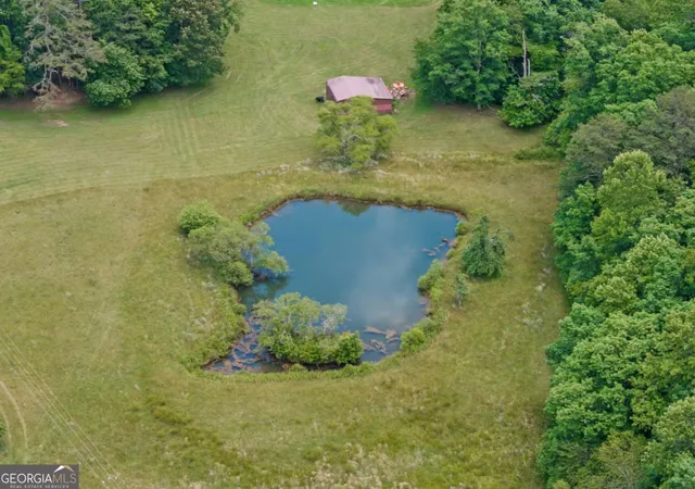 Photo 3 of Single family home for sale at 177 Shangri La Dr, Mineral Bluff, GA 30559 | MLS# 10779959 | Listing updated on 2026-06-19