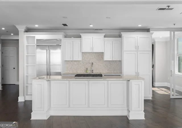 Photo 1 of Condo for sale at 2881 Peachtree Rd Ne #2103, Atlanta, GA 30305 | MLS# 10836168 | Listing updated on 2026-09-14