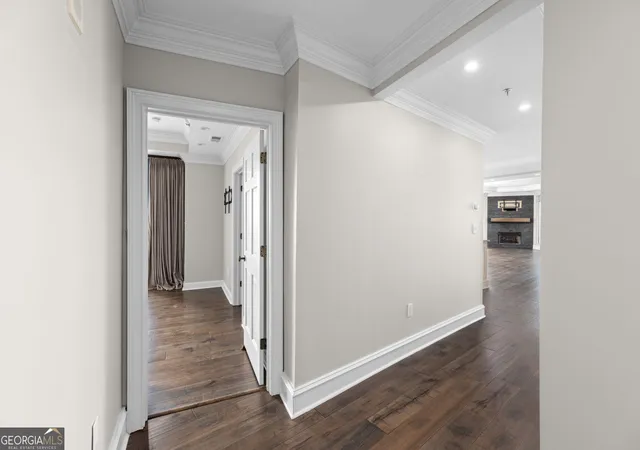 Photo 2 of Condo for sale at 2881 Peachtree Rd NE #2103, Atlanta, GA 30305 | MLS# 10836168 | Listing updated on 2026-09-14