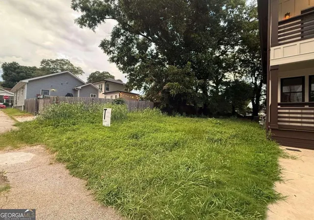 2nd image of 517 Cohen St Sw, Atlanta, GA 30310 | MLS# 10726033