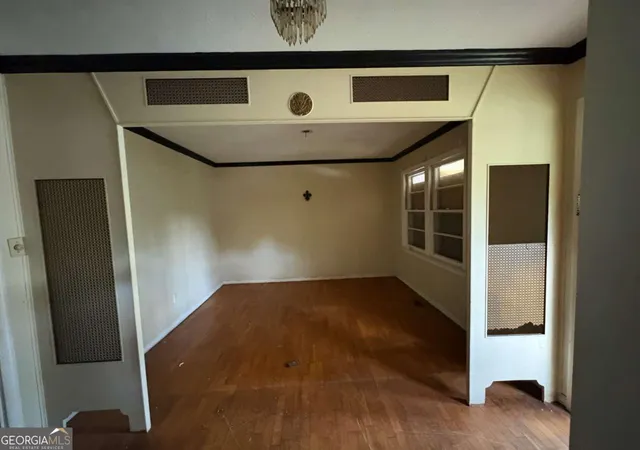Photo 2 of Single family home for sale at 214 Taft St Sw, Atlanta, GA 30315 | MLS# 10812615 | Listing updated on 2026-09-09
