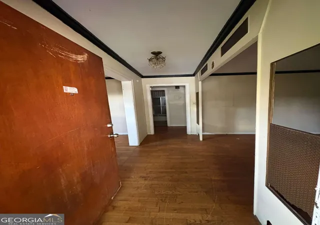 Photo 2 of Single family home for sale at 214 Taft St Sw, Atlanta, GA 30315 | MLS# 10812615 | Listing updated on 2026-09-09