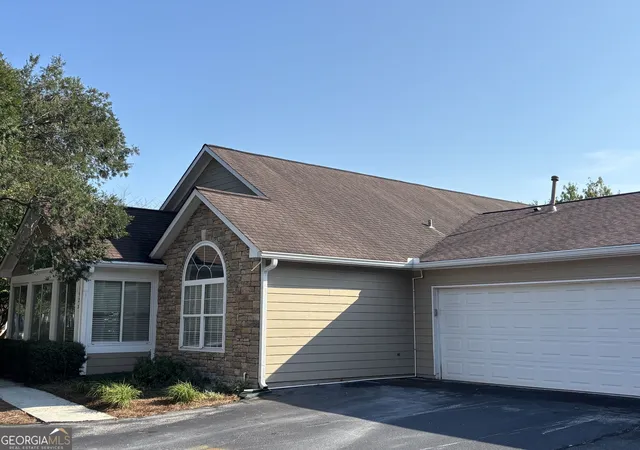 Photo 4 of Condo for sale at 1923 Kolb Farm Cir SW, Marietta, GA 30008 | MLS# 10836295 | Listing updated on 2026-09-14
