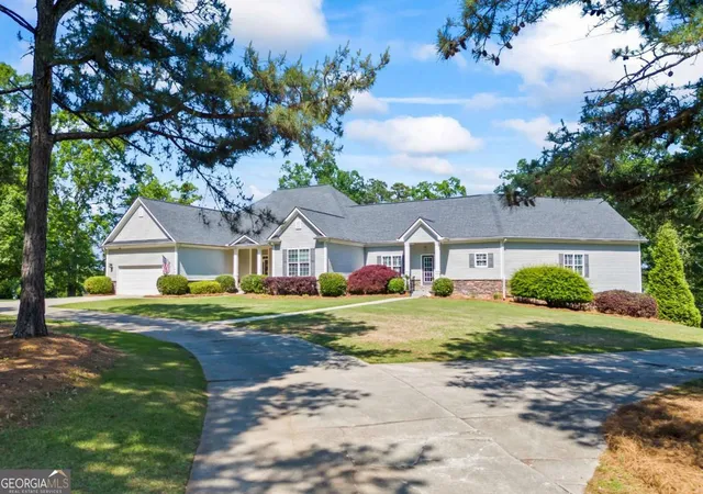 1st image of 160 Evans Dr, Bogart, GA 30622 | MLS# 10825894