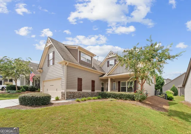 Photo 2 of Single family home for sale at 194 Hawthorne Ridge Cir, Dallas, GA 30132 | MLS# 10834151 | Listing updated on 2026-09-18