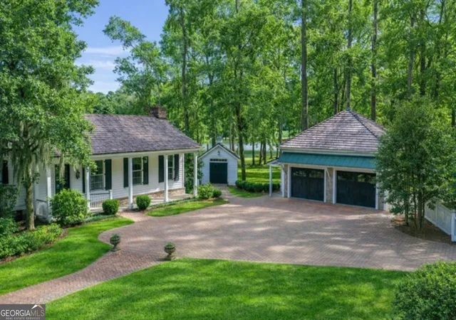 2nd image of 437 Belted Kingfisher Ln, Richmond Hill, GA 31324 | MLS# 10782459