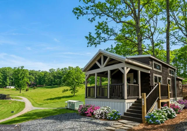 Homes for sale in Franklin, NC | 527 Saunders Lot 27 Rd, Franklin, NC 28734 | MLS# 10780346