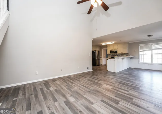 Photo 3 of Sale Pending at 2640 Eastmont Trl, Snellville, GA 30039 | MLS# 10669551 | Listing updated on 2026-09-11