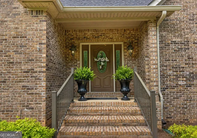 2nd image of 381 Hickory Ridge Rd, Jackson, GA 30233 | MLS# 10820452