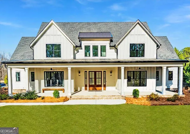 Photo 2 of Single family home for sale at 1090 Essex Rd, Watkinsville, GA 30677 | MLS# 10660750 | Listing updated on 2025-12-28