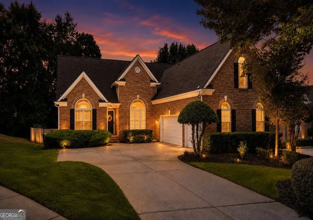 1st image of 529 Morning Pl Way, Suwanee, GA 30024 | MLS# 10819083