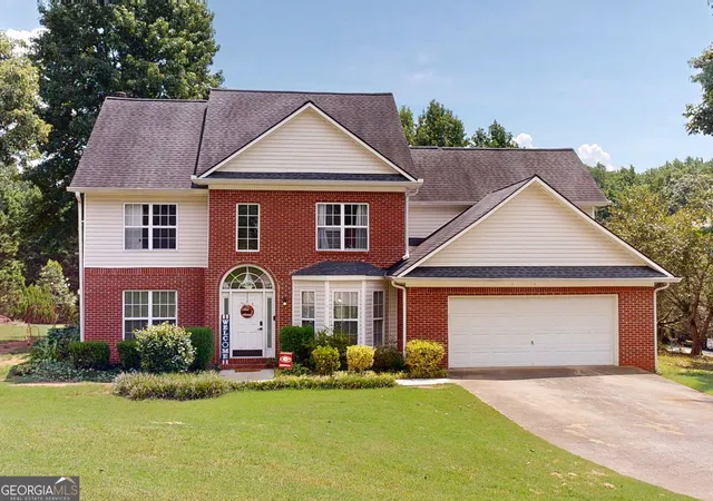 Photo 2 of Single family home for sale at 209 Bonnie Sue Dr, Villa Rica, GA 30180 | MLS# 10823455 | Listing updated on 2026-09-21