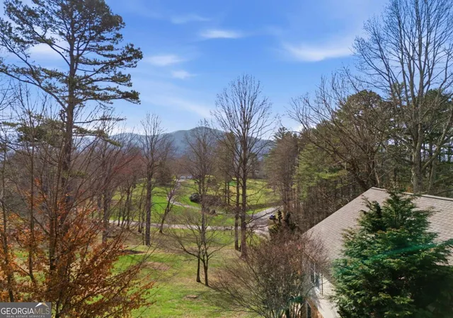 Photo 4 of Single family home for sale at 3015 Bear Ln, Hiawassee, GA 30546 | MLS# 10719520 | Listing updated on 2026-07-03