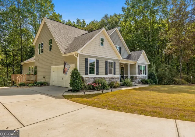 Homes for sale in Griffin, GA | 210 Hidden Falls Wlk, Griffin, GA 30224 | MLS# 10774224