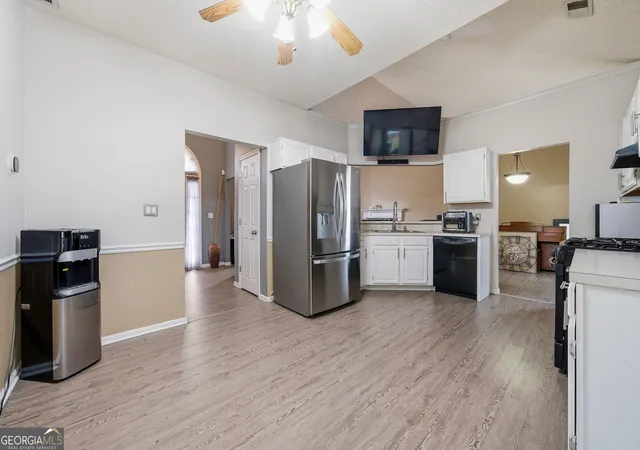 3rd image of 12257 Cypress Ln, Fayetteville, GA 30215 | MLS# 10804745