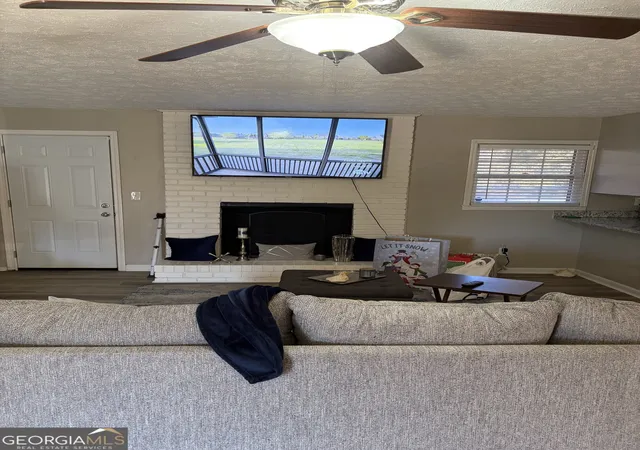 Photo 3 of Single family home for sale at 1056 Waterside Dr SE, Conyers, GA 30013 | MLS# 10660649 | Listing updated on 2026-10-29
