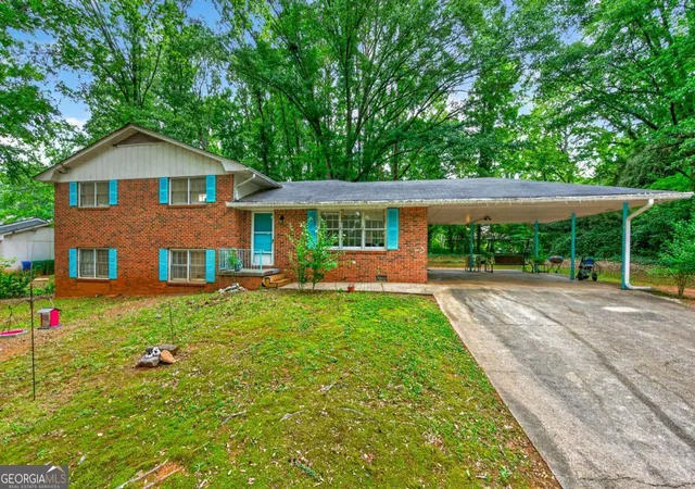 Photo 1 of Single family home for sale at 4894 Candlewood Ln, Stone Mountain, GA 30088 | MLS# 10786316 | Listing updated on 2026-09-11