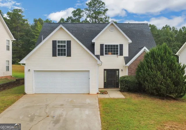 Photo 1 of Single family home for sale at 11704 Spring Lake Wy, Fayetteville, GA 30215 | MLS# 10835348 | Listing updated on 2026-09-11