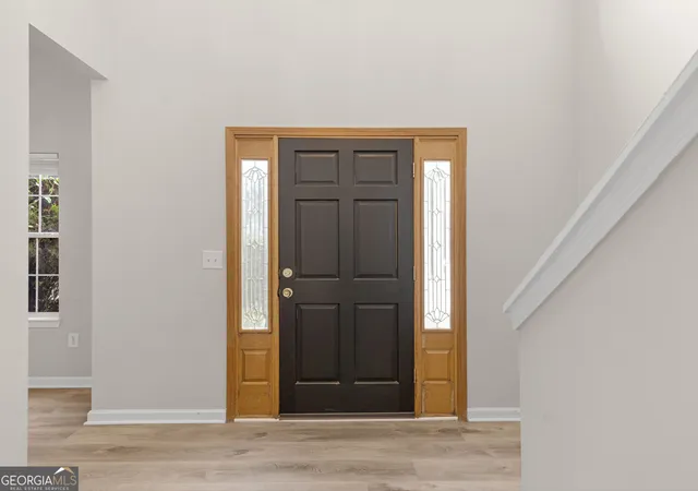 Photo 2 of Single family home for sale at 11704 Spring Lake Wy, Fayetteville, GA 30215 | MLS# 10835348 | Listing updated on 2026-09-11