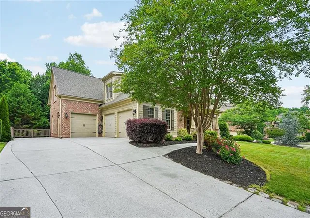 Photo 2 of Single family home for sale at 2919 Hidden Falls Dr, Buford, GA 30519 | MLS# 10762656 | Listing updated on 2026-08-28