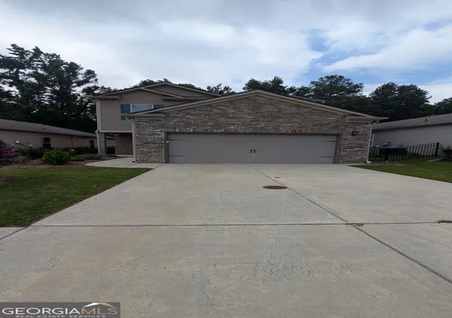 Photo 2 of Single family home for sale at 514 Altama Wy, Acworth, GA 30102 | MLS# 10821881 | Listing updated on 2026-08-27