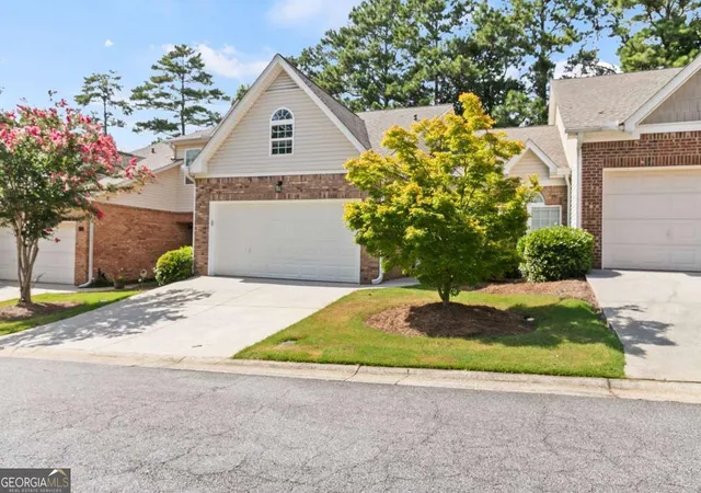 Photo 2 of Condo for sale at 4617 Eden Ridge Dr, Acworth, GA 30101 | MLS# 10828613 | Listing updated on 2026-09-02