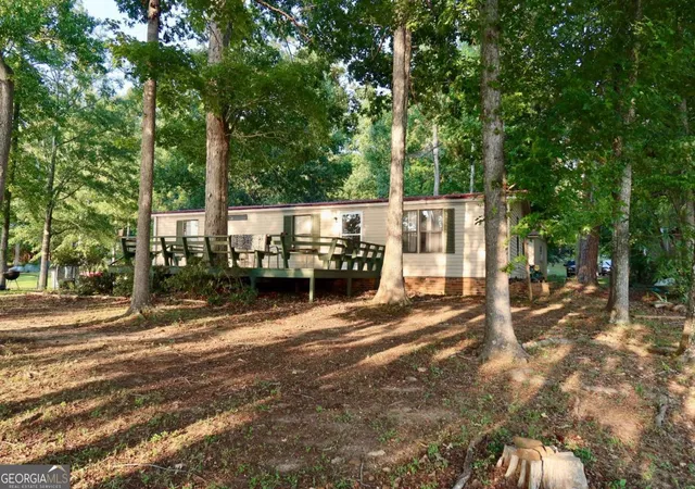Photo 3 of Manufactured home for sale at 207 Black Oak Dr, Sparta, GA 31087 | MLS# 10818265 | Listing updated on 2026-09-21