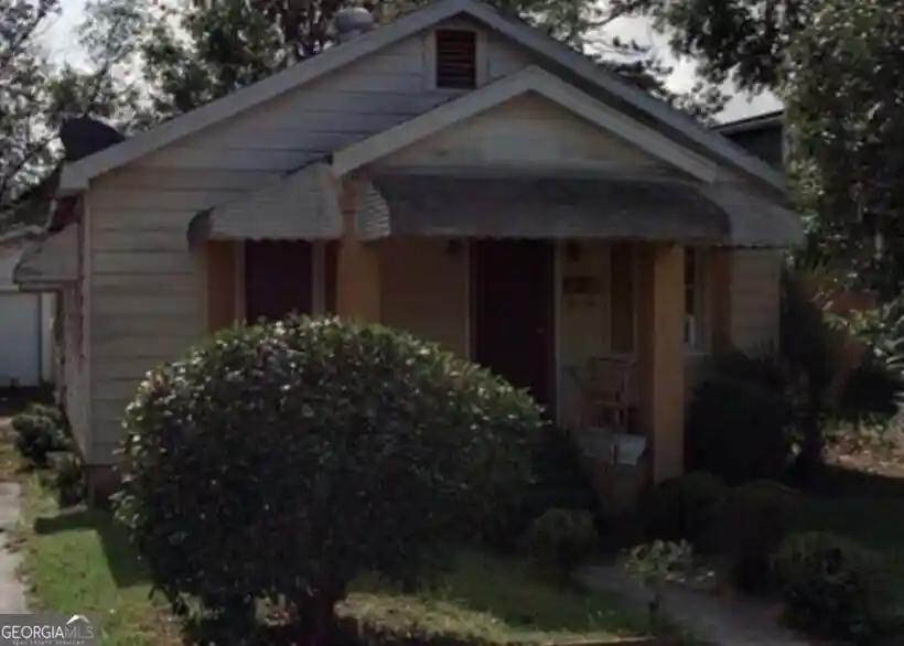 Photo 1 of Single family home for sale at 605 E 35th Street, Savannah, GA 31401 | MLS# 10866452 | Listing updated on 2026-10-16