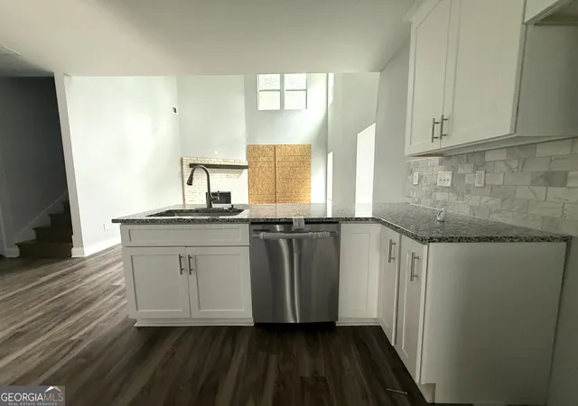 Photo 3 of Single family home for sale at 2148 Lilac Ln, Decatur, GA 30032 | MLS# 10815990 | Listing updated on 2026-09-12