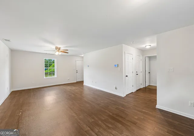 Photo 3 of Single family home for sale at 2112 Rosemary Way, Gainesville, GA 30507 | MLS# 10829117 | Listing updated on 2026-09-24