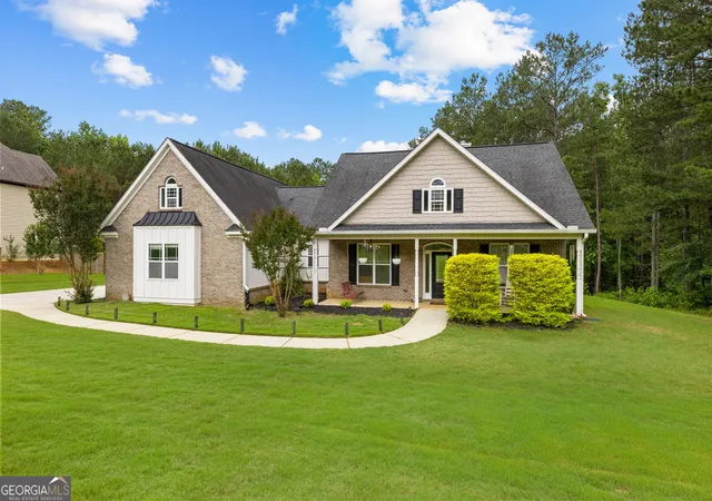 1st image of 22 Gordon Manor Ct, Senoia, GA 30276 | MLS# 10777129