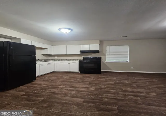 Photo 3 of Single family home for sale at 520 Snowfall Ter, Palmetto, GA 30268 | MLS# 10836526 | Listing updated on 2026-09-16