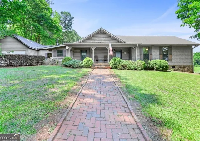 Photo 1 of Single family home for sale at 120 Jandale Dr, Lagrange, GA 30241 | MLS# 10836856 | Listing updated on 2026-09-18