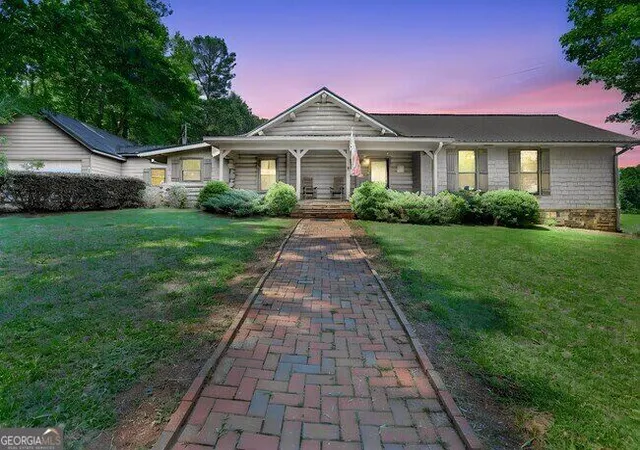 Photo 4 of Single family home for sale at 120 Jandale Dr, Lagrange, GA 30241 | MLS# 10836856 | Listing updated on 2026-09-18