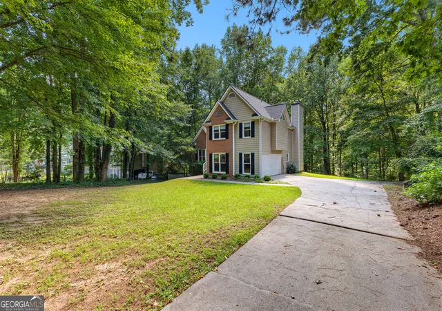 Photo 2 of Sale Pending at 151 Brookstone Park, Newnan, GA 30265 | MLS# 10680453 | Listing updated on 2026-02-09