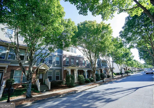 3rd image of 708 Village Field Ct, Suwanee, GA 30024 | MLS# 10829643