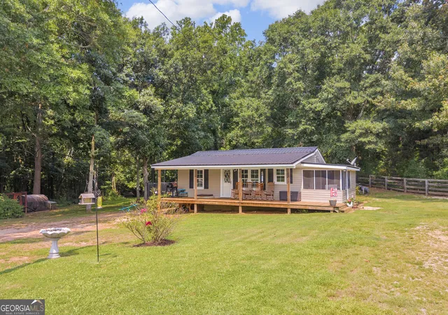 Photo 3 of Single family home for sale at 4119 Hwy 106 N, Danielsville, GA 30633 | MLS# 10816082 | Listing updated on 2026-08-23