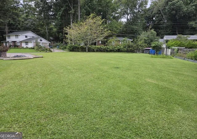 Photo 3 of Single family home for sale at 3273 Pin Oak Cir, Atlanta, GA 30340 | MLS# 10822605 | Listing updated on 2026-08-26