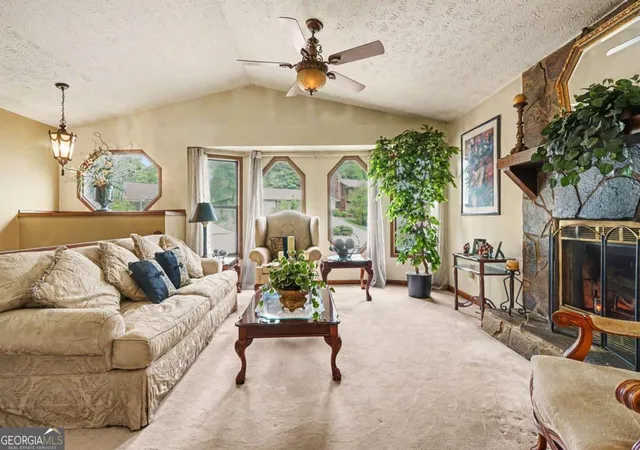 Photo 3 of Single family home for sale at 671 Pepperwood Trl, Stone Mountain, GA 30087 | MLS# 10823732 | Listing updated on 2026-08-28