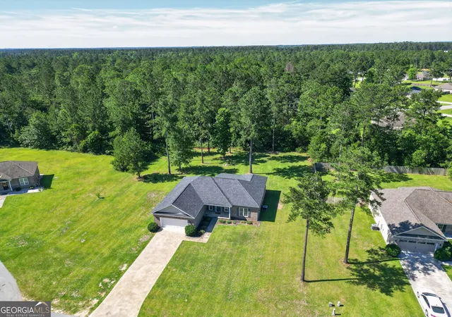 Photo 4 of Sale Pending at 214 Dewpoint Dr, Statesboro, GA 30458 | MLS# 10777915 | Listing updated on 2026-09-20