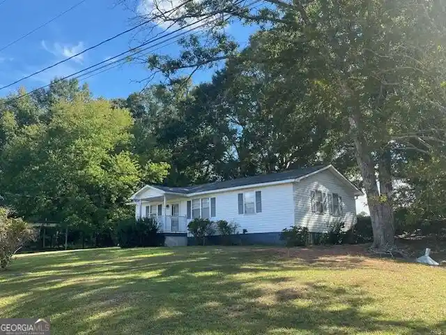 Photo 1 of Single family home for sale at 3032 36th Avenue, Lanett, AL 36863 | MLS# 10871486 | Listing updated on 2026-10-26