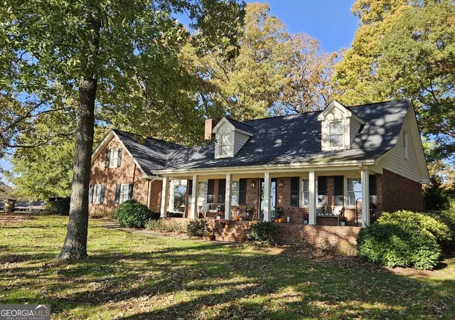 1st image of 1234 Se Sunset Dr, Winder, GA 30680 | MLS# 10831359