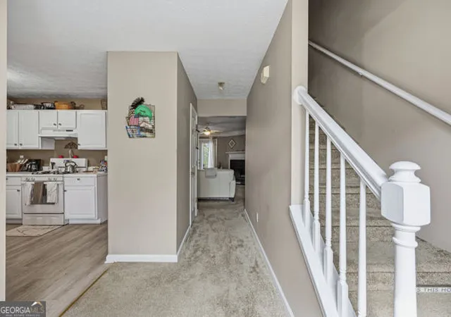 4th image of 1835 Barrington Overlook Nw, Marietta, GA 30066 | MLS# 10724078