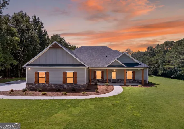 Photo 2 of Single family home for sale at 1960 North Hwy 100, Waco, GA 30182 | MLS# 10829002 | Listing updated on 2026-09-02