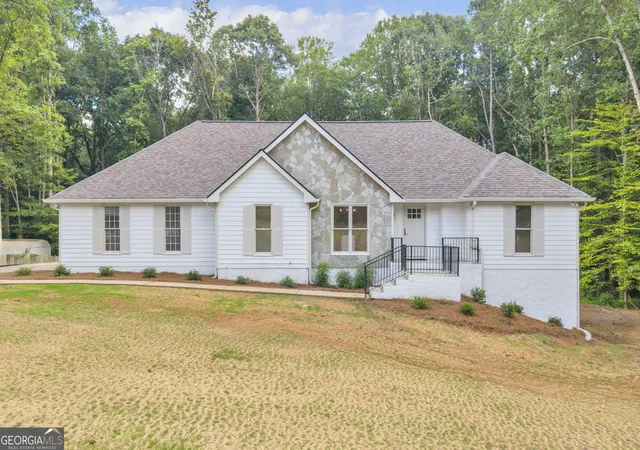 1st image of 150 Indian Bluff Dr, Sharpsburg, GA 30277 | MLS# 10820866