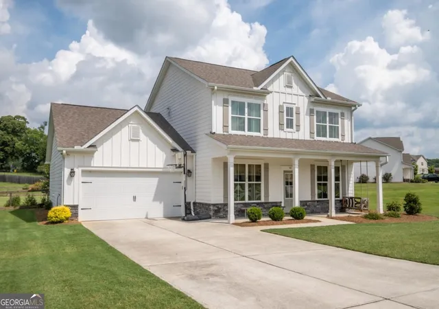 Photo 1 of Sale Pending at 40 Bowman Dr, Statham, GA 30666 | MLS# 10804741 | Listing updated on 2026-07-31