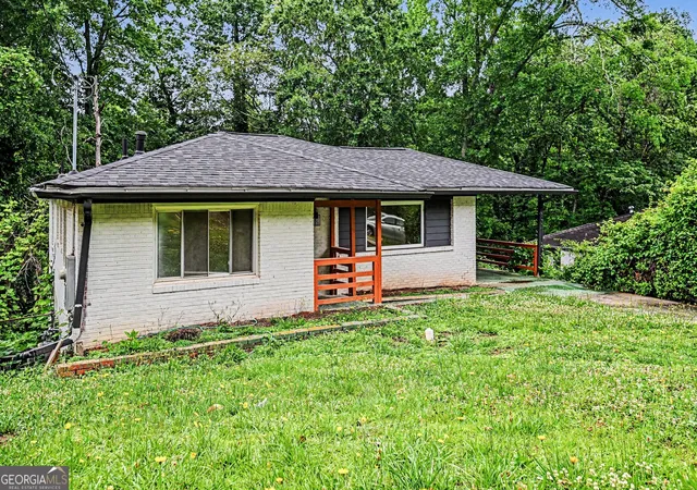 Photo 3 of Single family home for sale at 186 Arcadia Cir NW, Atlanta, GA 30314 | MLS# 10768765 | Listing updated on 2026-09-03